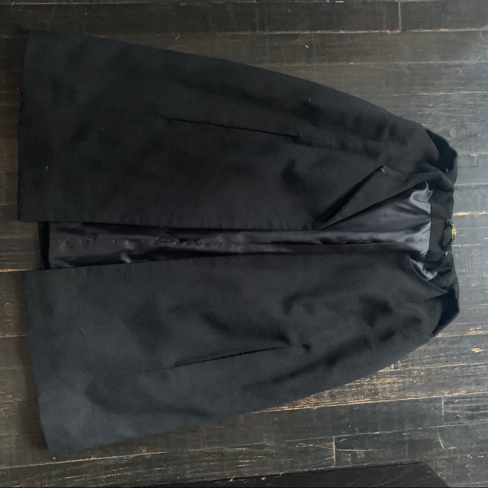 Black cape